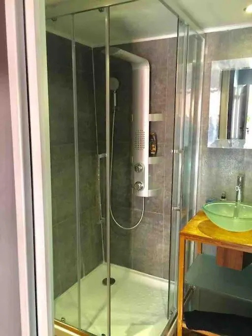 Chalet Bellevue Menton 0*,  France